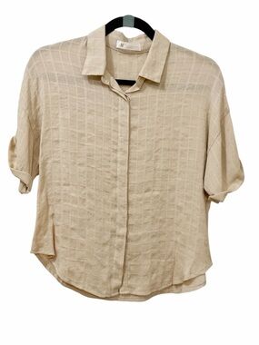 New 100% Linen beige M+ textured button-down shirt